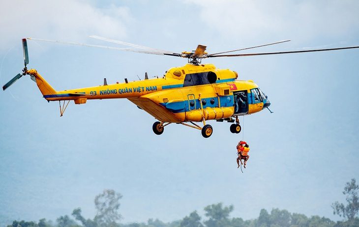 5-9-truc-thang-1725969567477122492753 3 trực thăng sẵn sàng lên đường cứu trợ nhân dân Yên Bái, Cao Bằng - Ảnh 1.