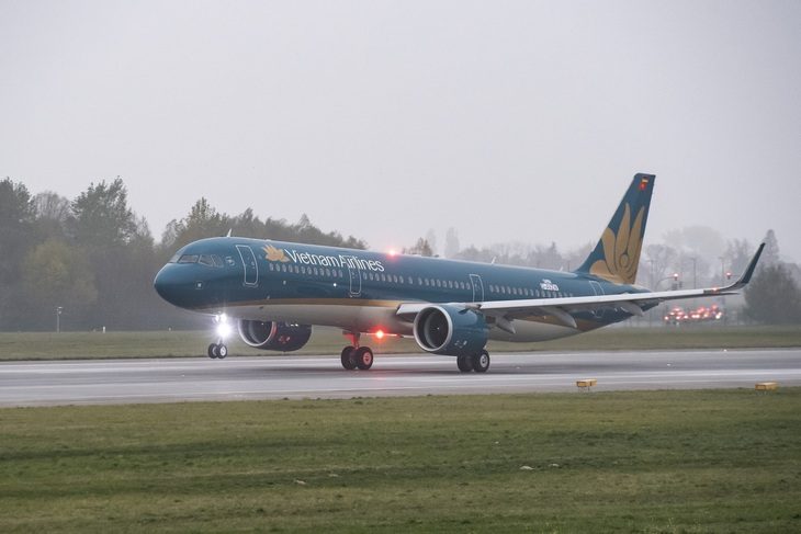 Ba sân bay phía Bắc tạm dừng tiếp nhận máy bay trong ngày 18-7 - Ảnh 1. Vietnam Airlines hủy 6 chuyến bay đến Hải Phòng và đổi giờ cất cánh nhiều chuyến bay giữa Hải Phòng và TP.HCM ngày 18-7 để tránh bão - Ảnh: VNA
