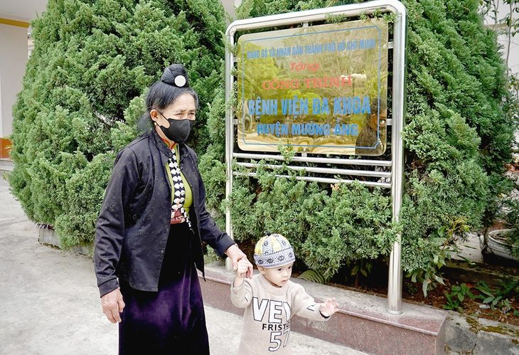 Công trình Bệnh viện Đa khoa Mường Ảng - tấm biển ân tình của TP.HCM dựng ngay vị trí trang trọng nhất - Ảnh: Ngọc Quang Công trình Bệnh viện Đa khoa Mường Ảng - tấm biển ân tình của TP.HCM dựng ngay vị trí trang trọng nhất - Ảnh: NGỌC QUANG